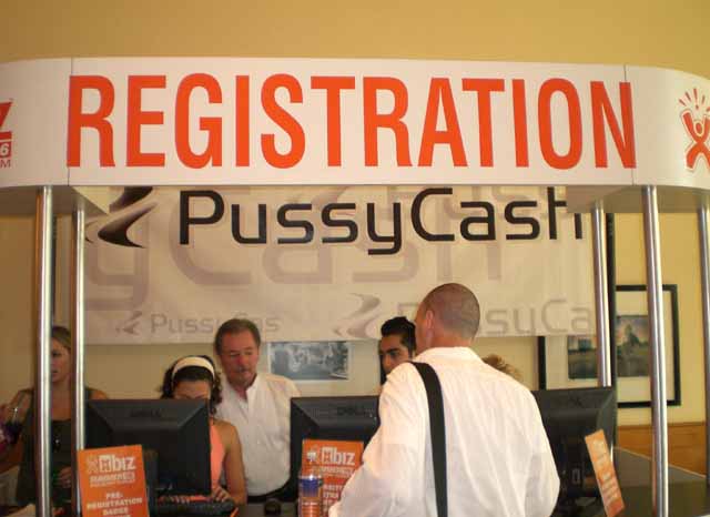 PussyCash was the Sole Registration Sponsor of XBiz Summer '06